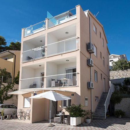 Apartments Amneris Трогир Екстериор снимка