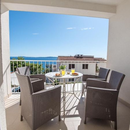 Apartments Amneris Трогир Екстериор снимка