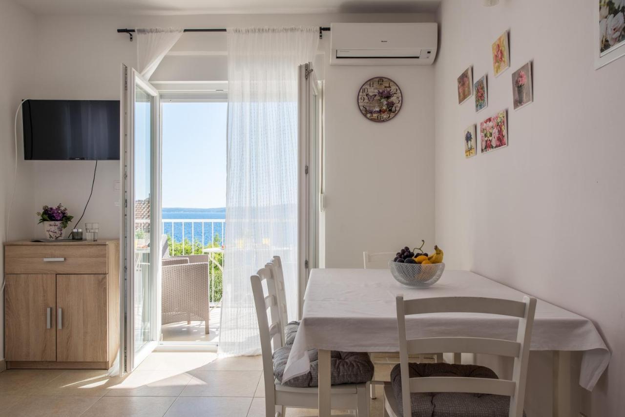 Apartments Amneris Трогир Екстериор снимка