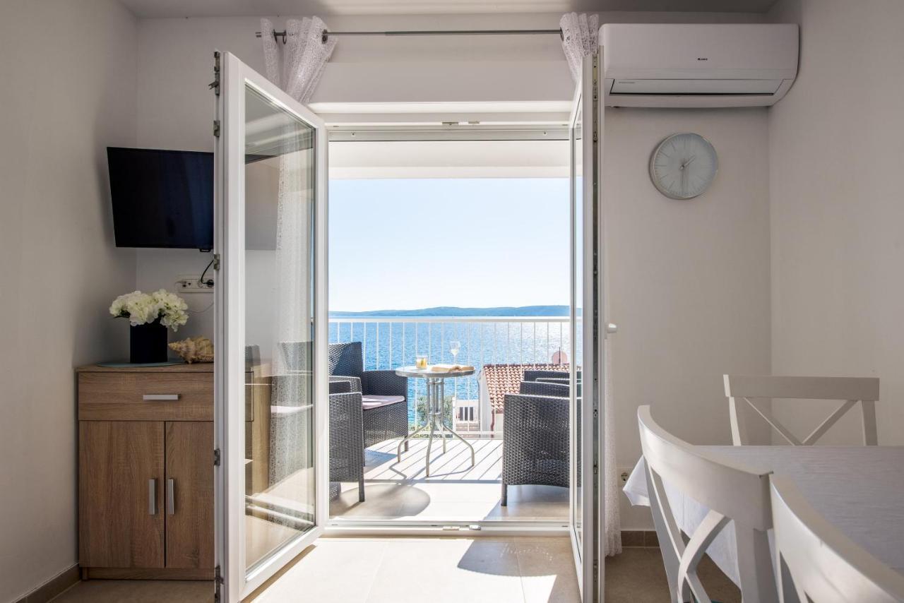Apartments Amneris Трогир Екстериор снимка
