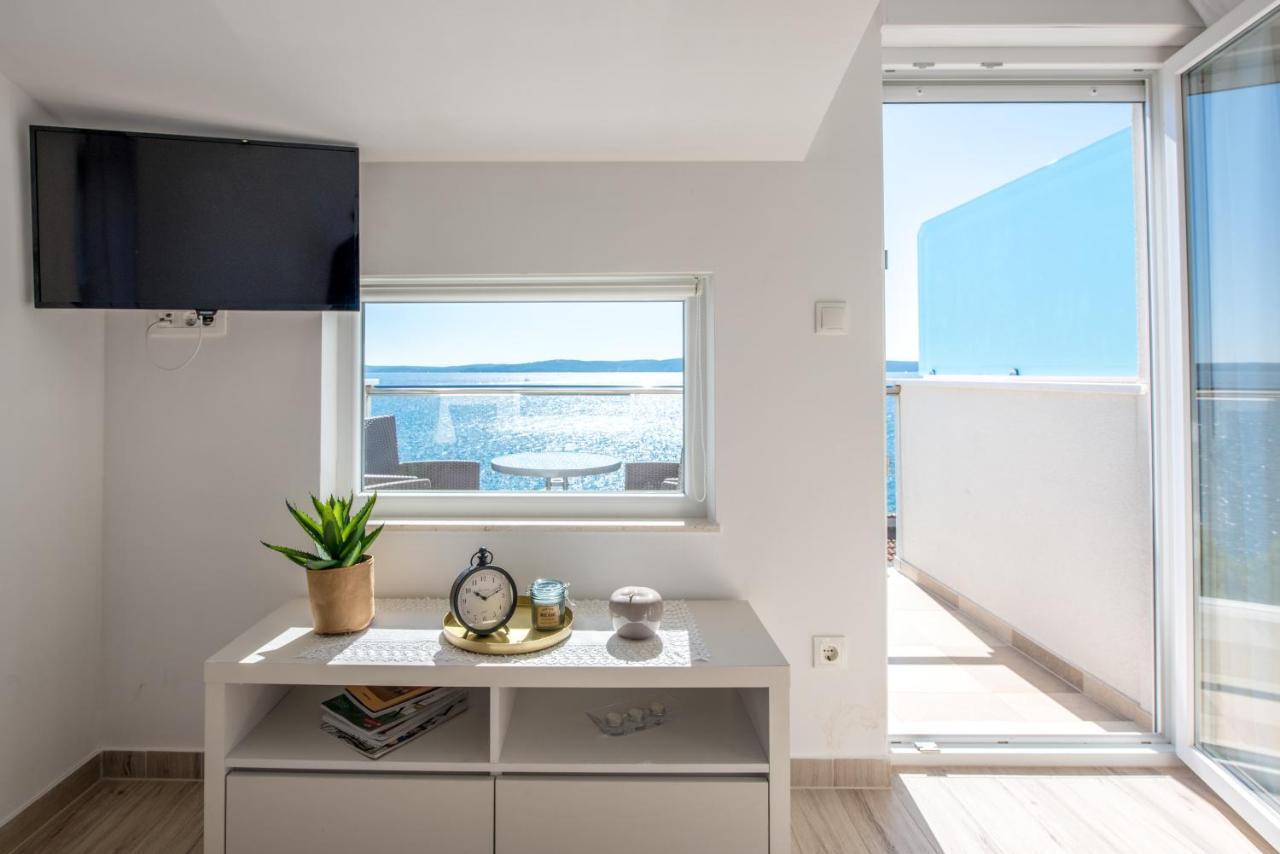 Apartments Amneris Трогир Екстериор снимка